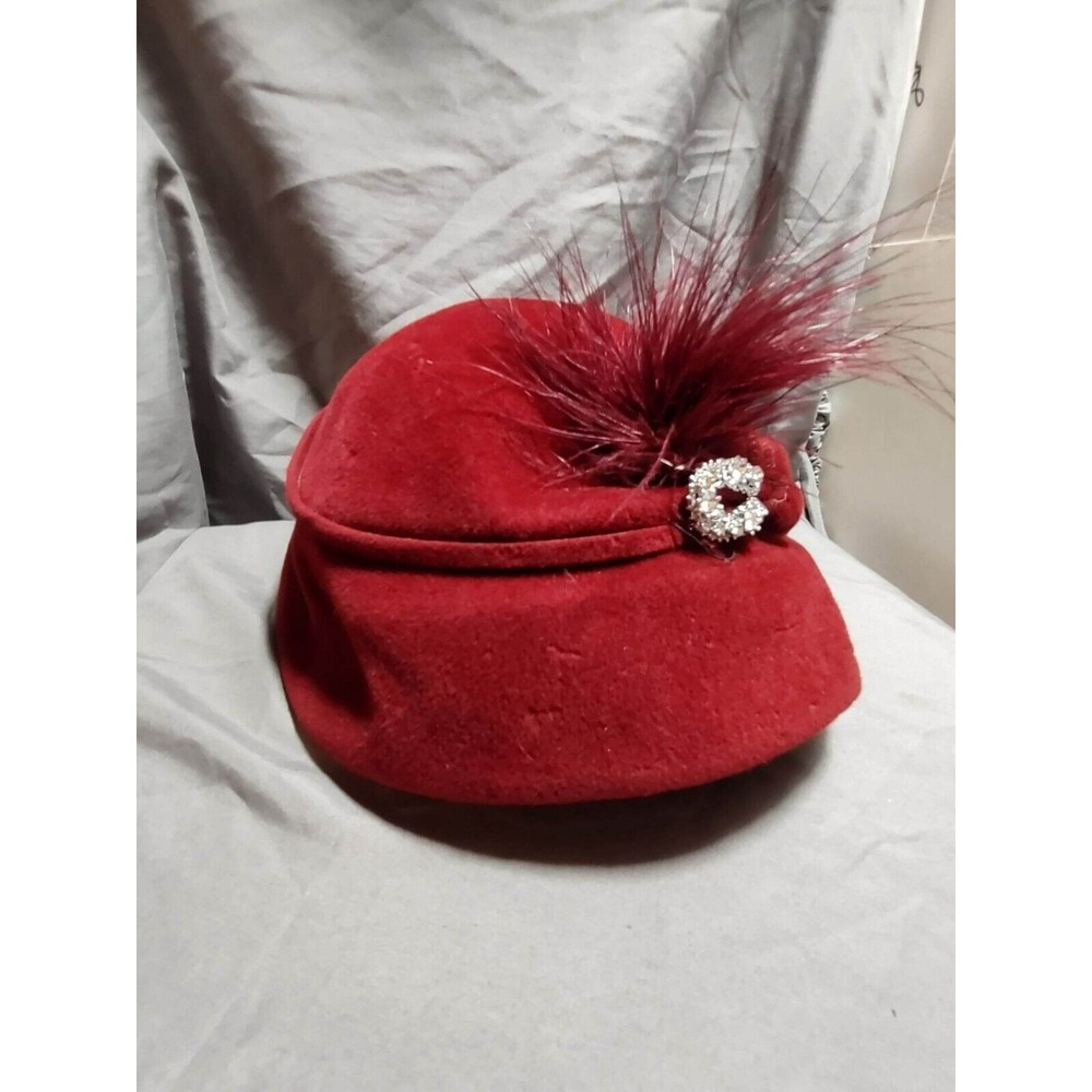 Vintage EVA MAE MODES red Genuine Velour W/ Rhinestone Brooch HAT